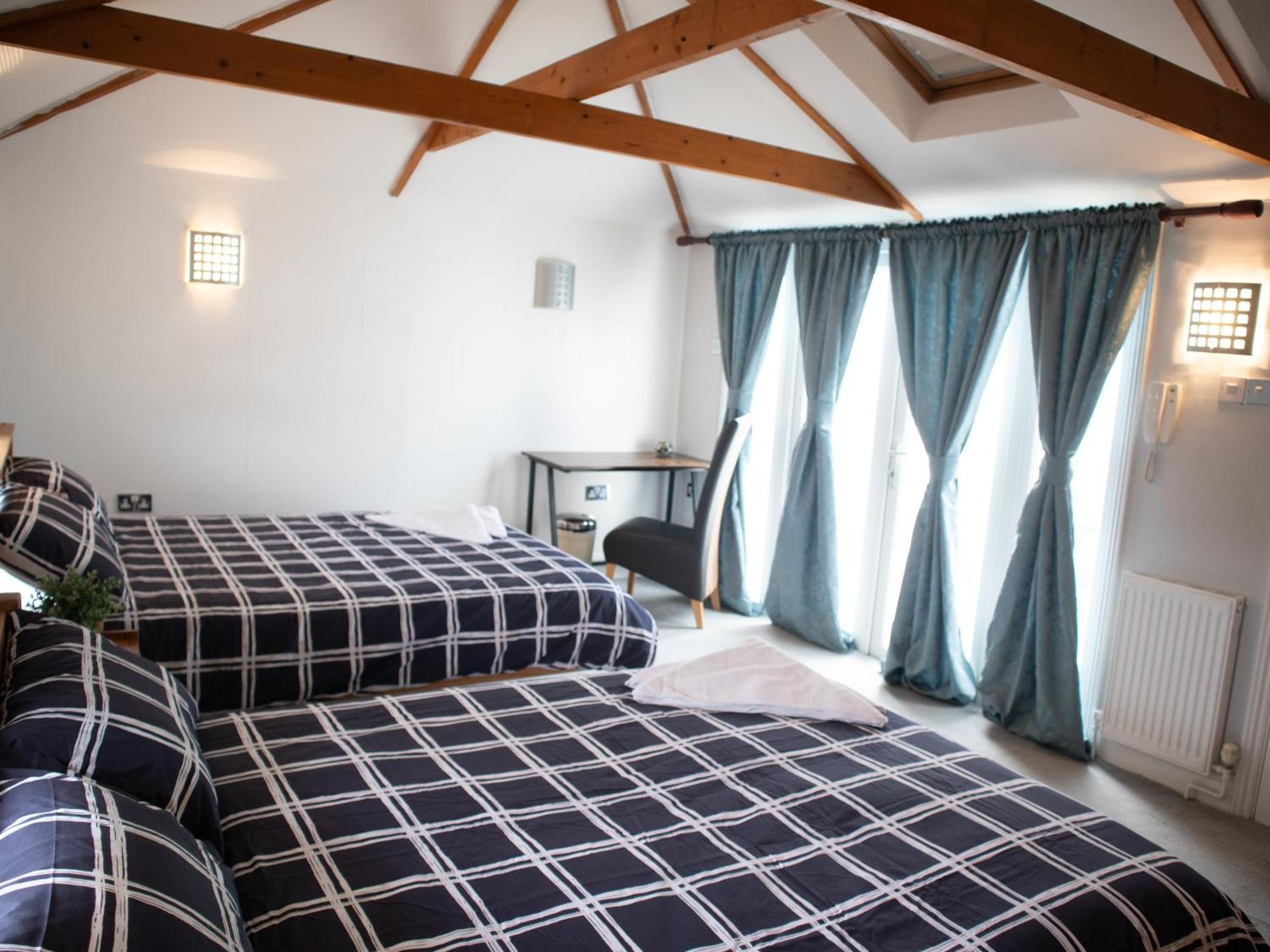 Bright Private Terrace - Free Private Parking - Tv - Wifi - Netflix Apartment Croydon
