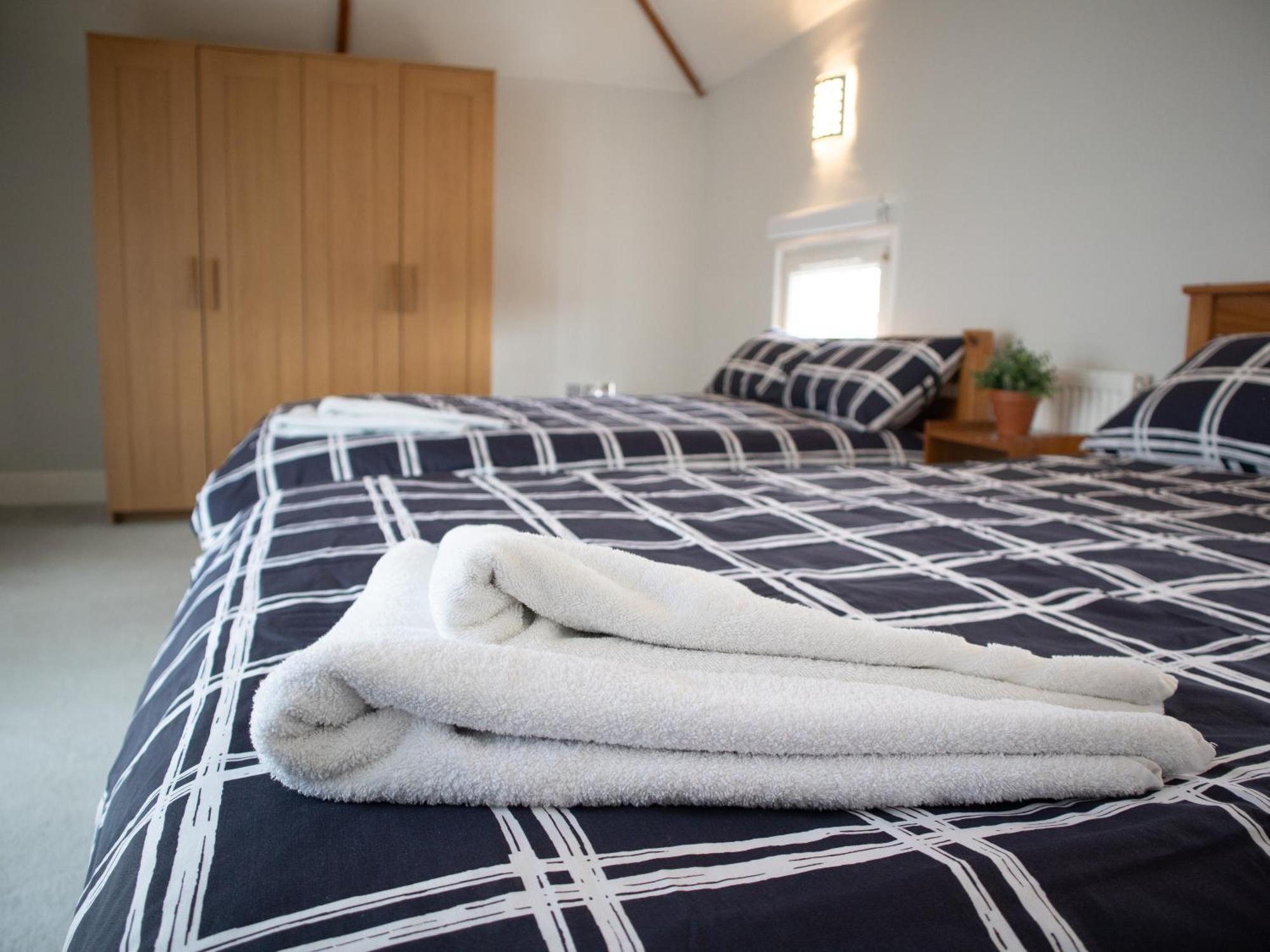 Bright Private Terrace - Free Private Parking - Tv - Wifi - Netflix