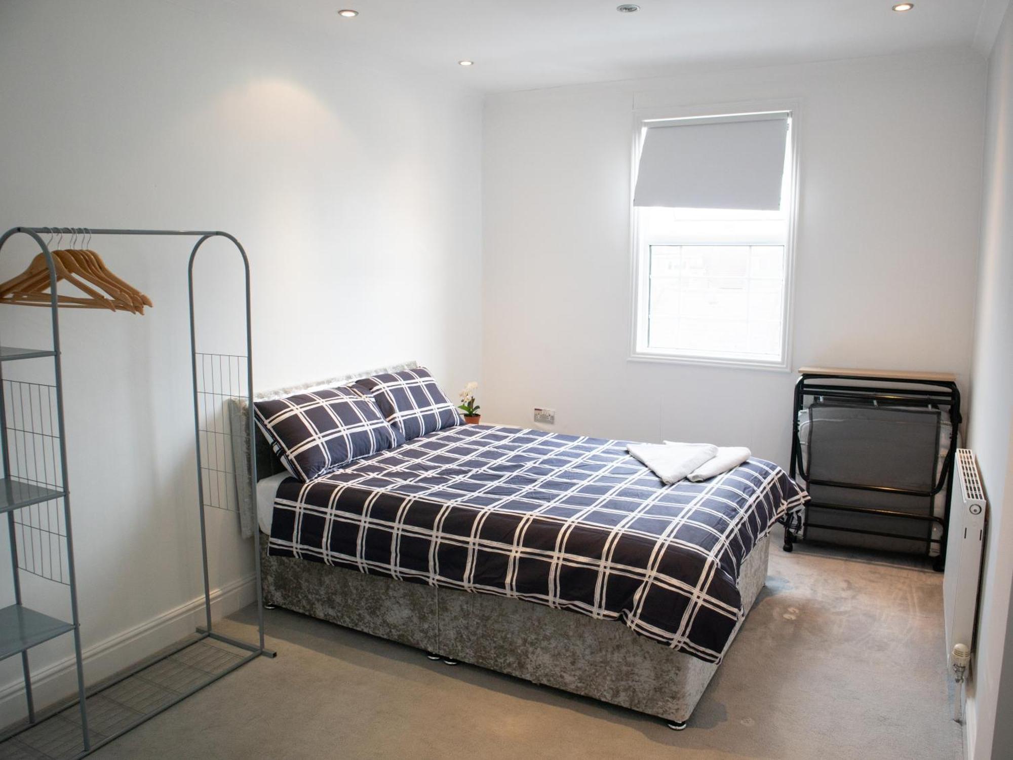 Bright Private Terrace - Free Private Parking - Tv - Wifi - Netflix Croydon